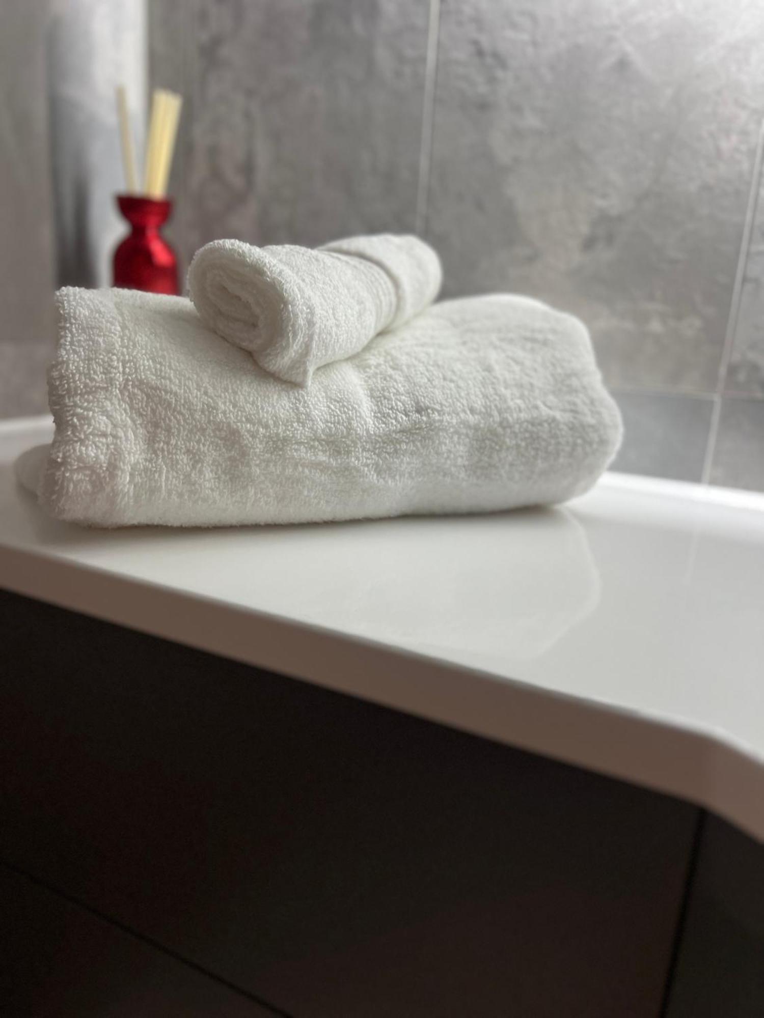 New Built Cosy Apartment Within Walking Distance Of Churchill Hospital Oxford Bagian luar foto
