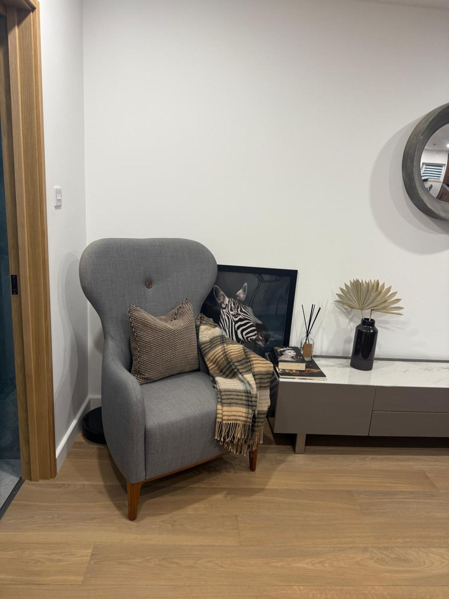 New Built Cosy Apartment Within Walking Distance Of Churchill Hospital Oxford Bagian luar foto