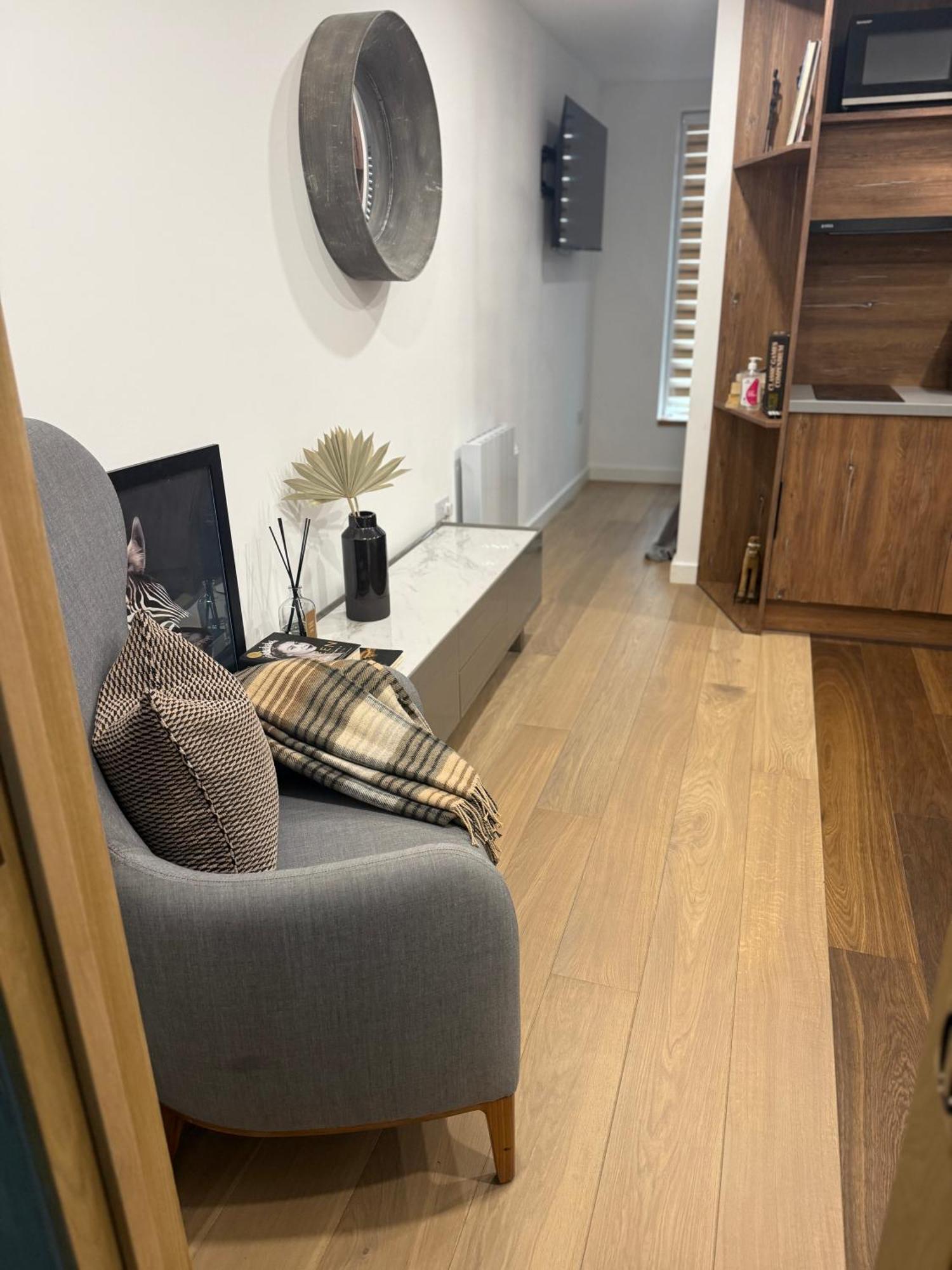 New Built Cosy Apartment Within Walking Distance Of Churchill Hospital Oxford Bagian luar foto