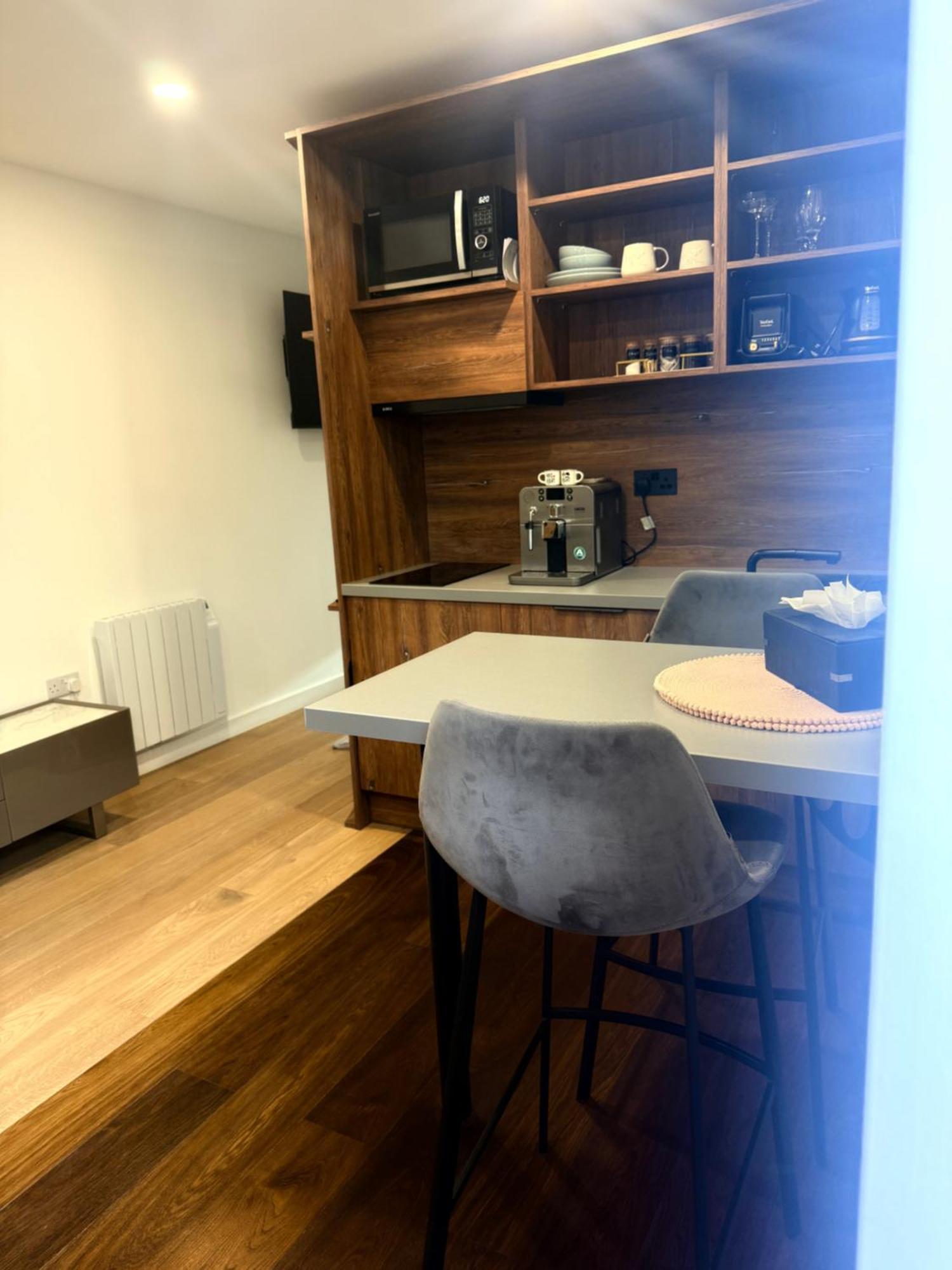 New Built Cosy Apartment Within Walking Distance Of Churchill Hospital Oxford Bagian luar foto